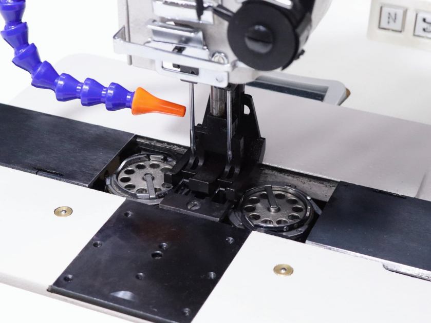 Long arm walking foot sewing machine