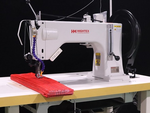 Heavy duty flat bed industrial sewing machine