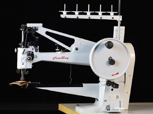 Heavy duty cylinder bed leather sewing machine