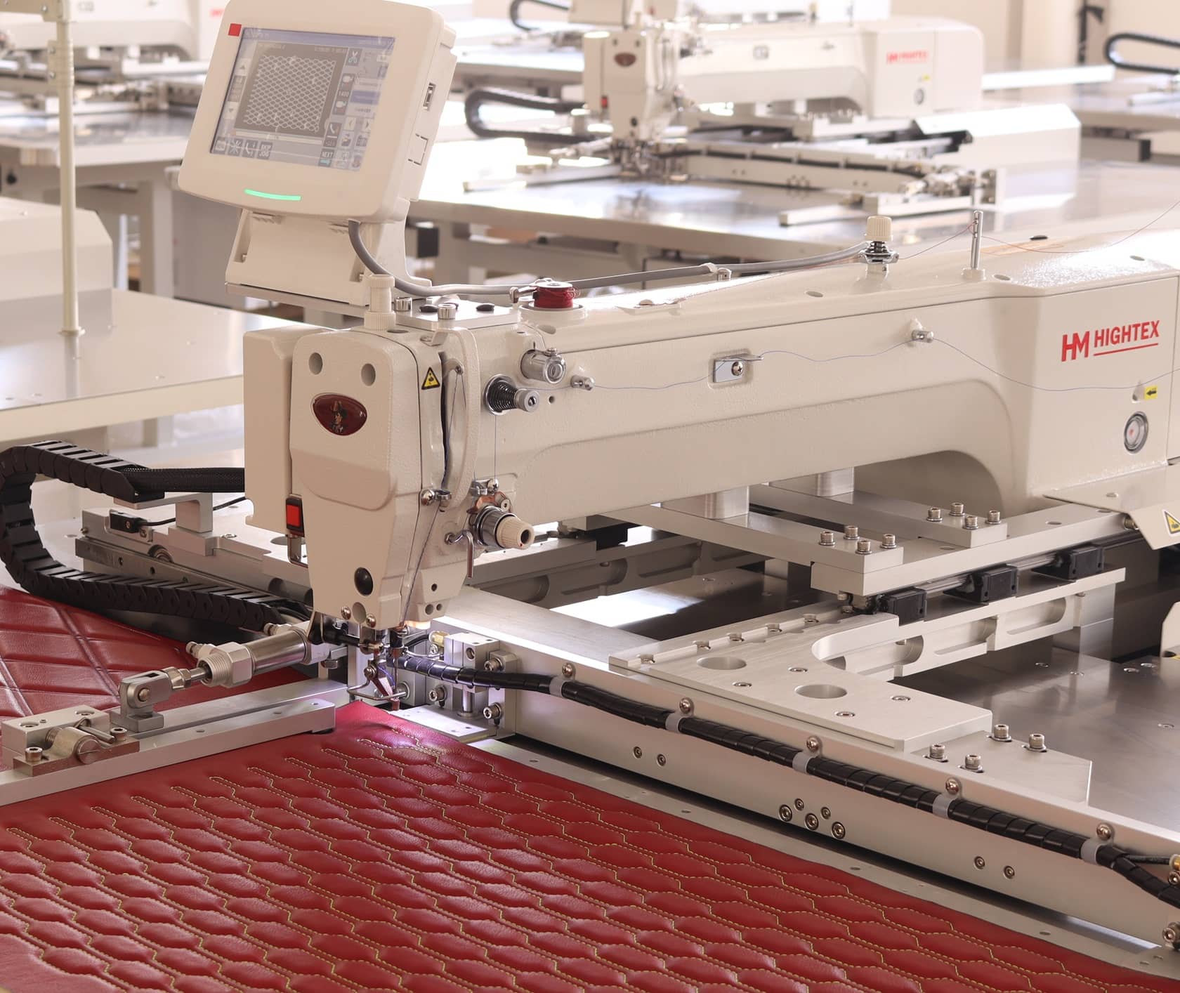 BAS-342GXL wide area automatic pattern sewing machine
