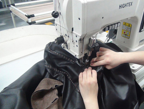 Leather sofas sewing machine